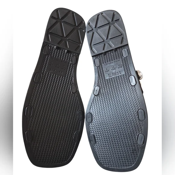 SCHUTZ Lizzie Studded Black Jelly Sandals 9 - Picture 7 of 13